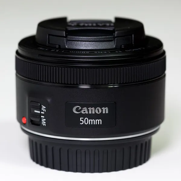 Canon EF 50mm f1.8 STM